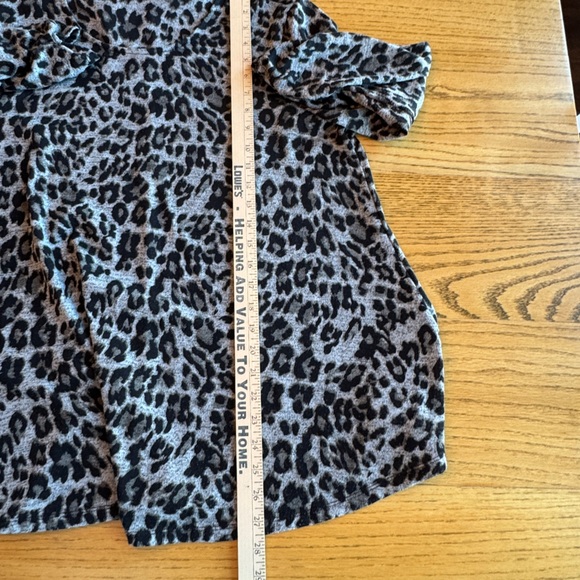 Set Of 2 New Directions Womens XL Leopard Print Draped Cowl Neck 3/4 Long Sleeve - Picture 14 of 14